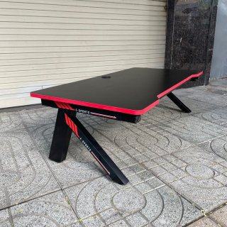 Bàn Bệt Gaming Chữ K Màu Đen