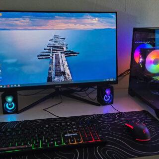 Góc PC Gaming NVT 98 – T5/2025 (H610/ i5 12400F/ 16GB/ NVMe 500GB/ RX 6600 8GB/ 650W/ LCD 27inch 100Hz)